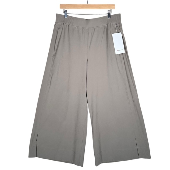 LULULEMON Stretch Woven Wide Leg High Rise Crop Pant in nomad - Picture 12 of 12